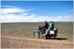 20050902-erdenedalay-Khukh Burd Sum (1)